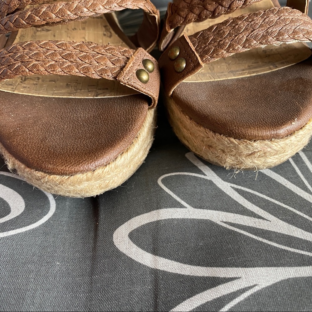 2/$30 || G By Guess Wedges - Picture 5 of 10